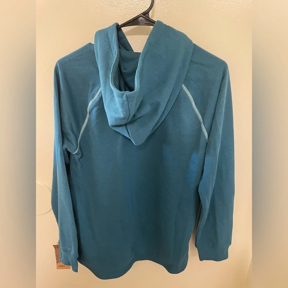 ✨NWT Kids Umbro Turquoise Hoodie Size XL